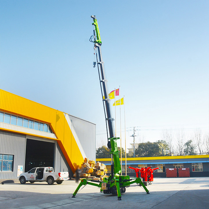 Компактный гусеничный телескопический кран-манипулятор с дистанционным управлением