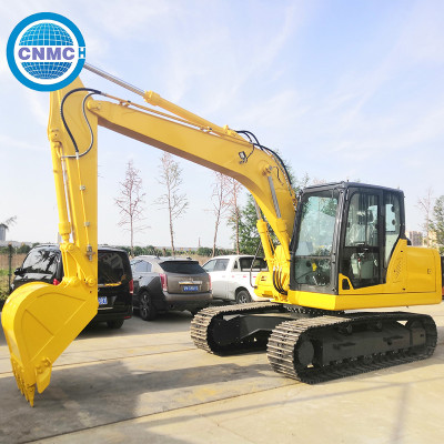 grande macchina escavatrice