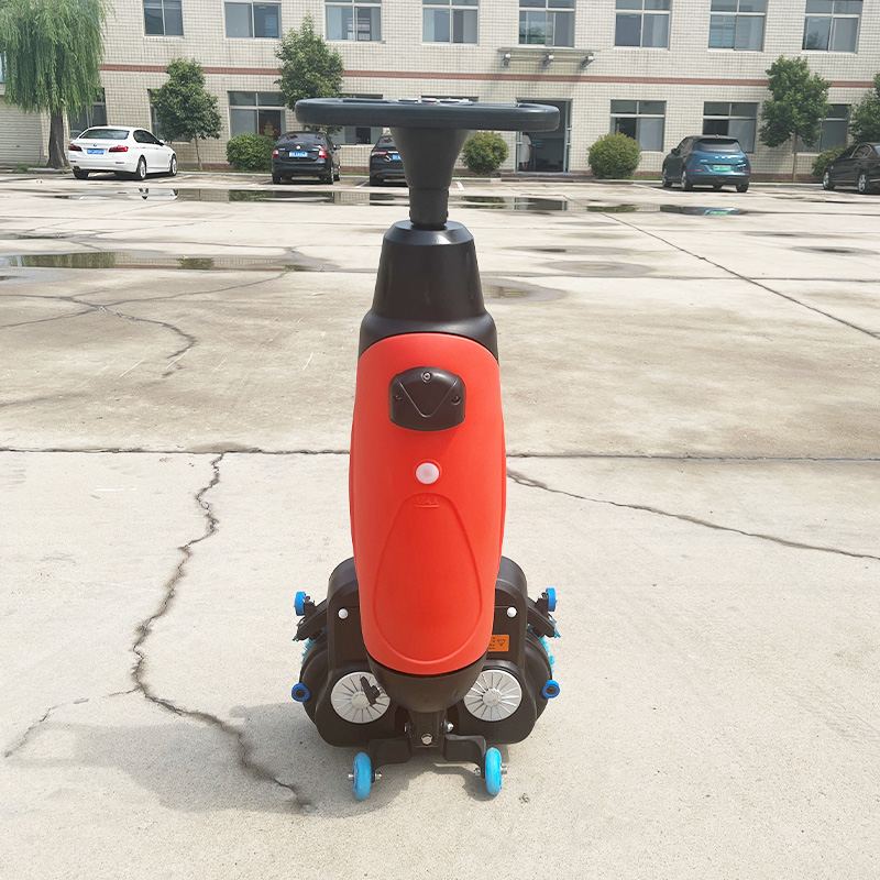 Автоматическая поломоечная машина для мытья полов