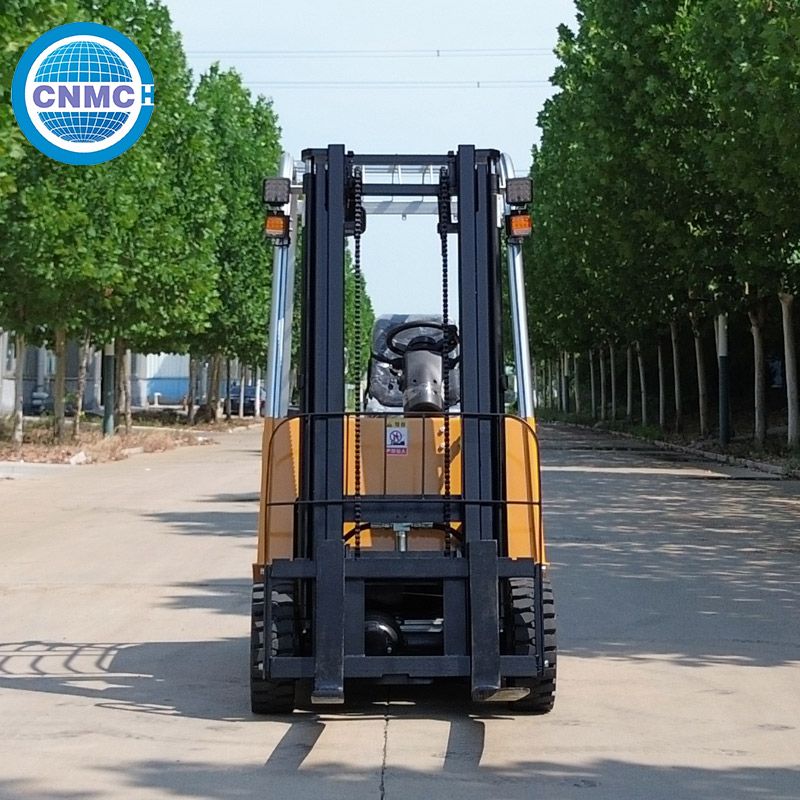 رافعة شوكية كهربائية