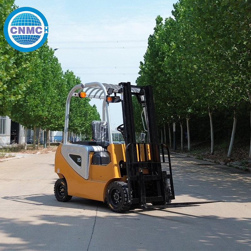 رافعة شوكية كهربائية